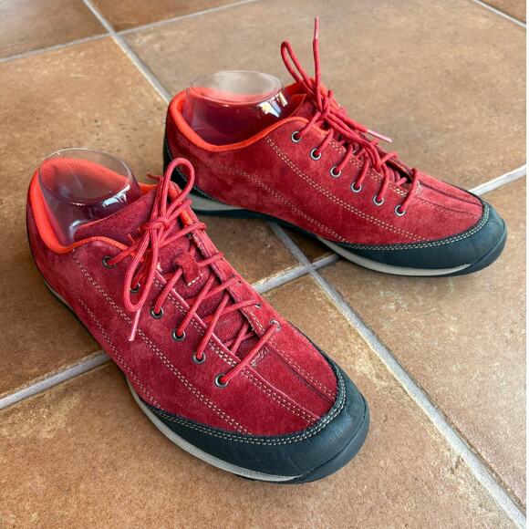 L.L. Bean Red Suede Lifestyle Sneakers for Walking, Light Hiking - size 10 - Picture 2 of 15